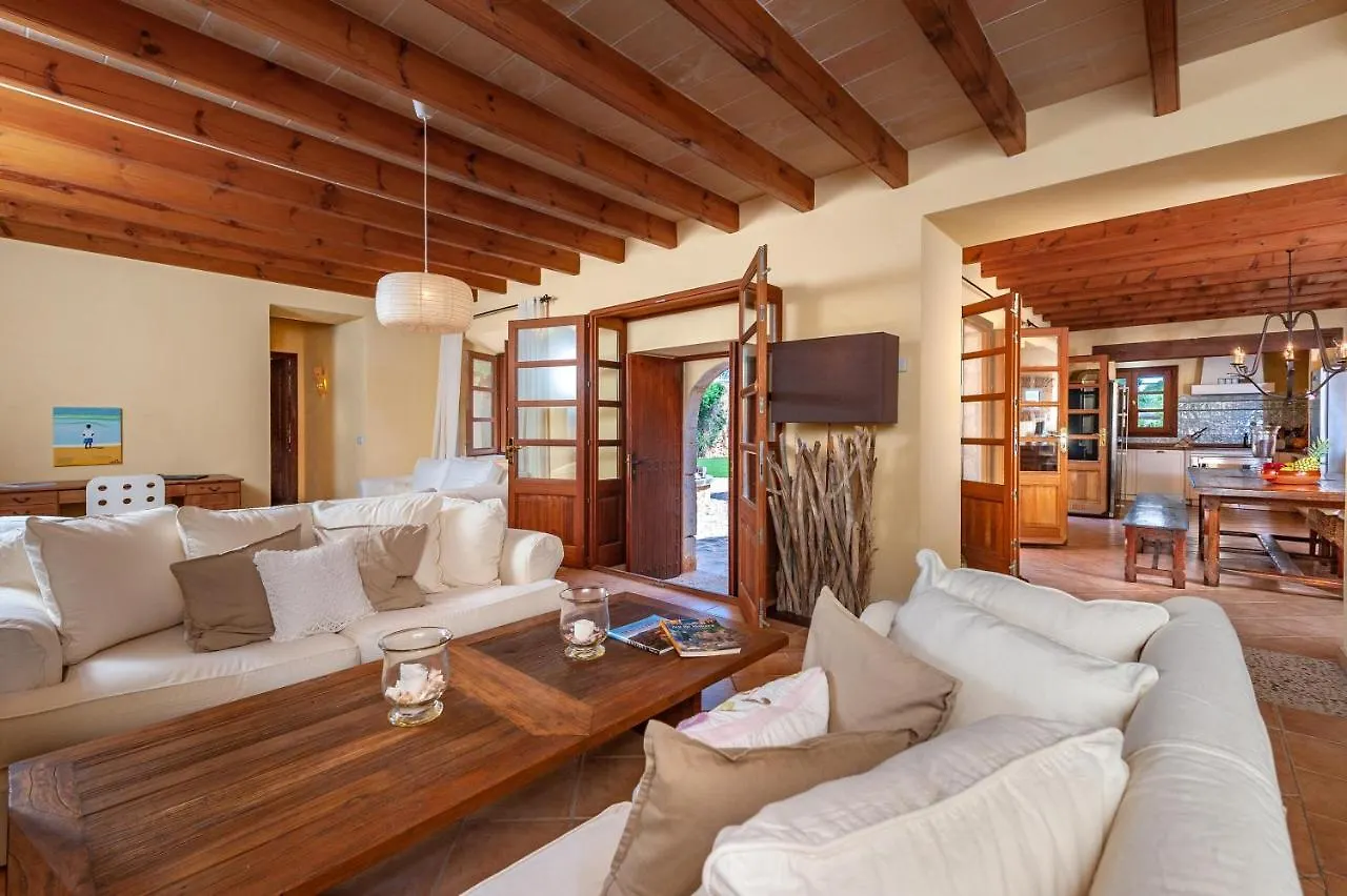 Vila Casa Jan Llombarts